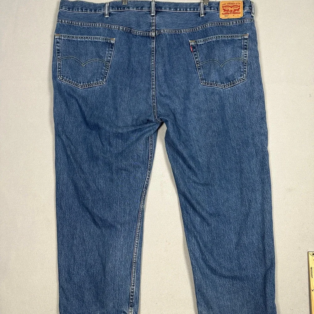 Levi's 550 Jeans Mens 54x29 Relaxed Fit Blue Tapered Leg EUC
